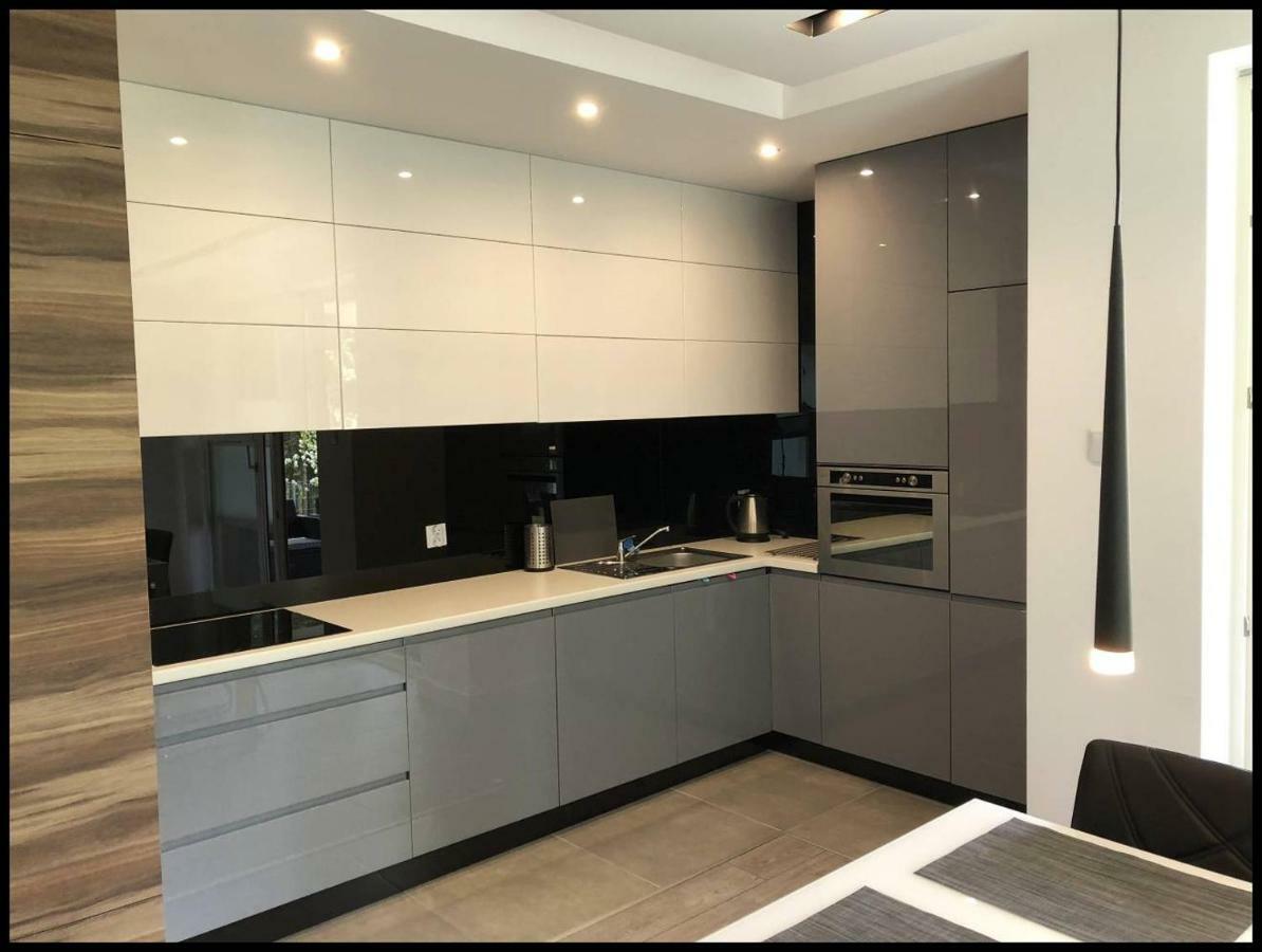 Family Apartment Golden Tulip 미엥지즈드로예 외부 사진